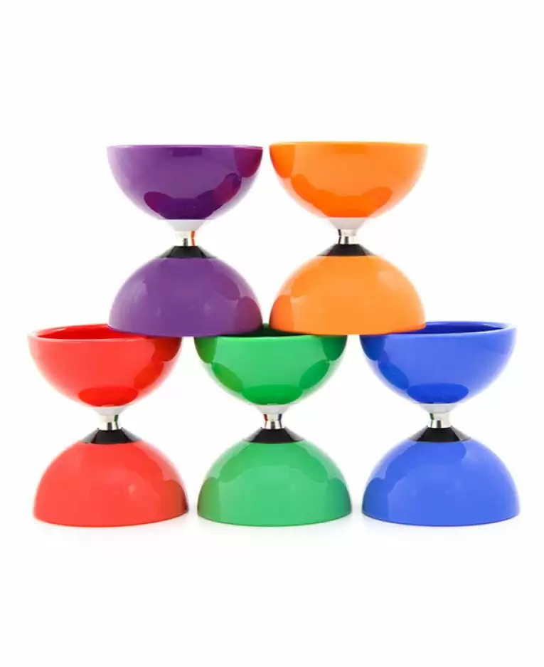 dia-210_juggle_dream_carousel_group_1